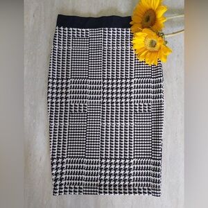 JustFab Black & White pencil midi skirt